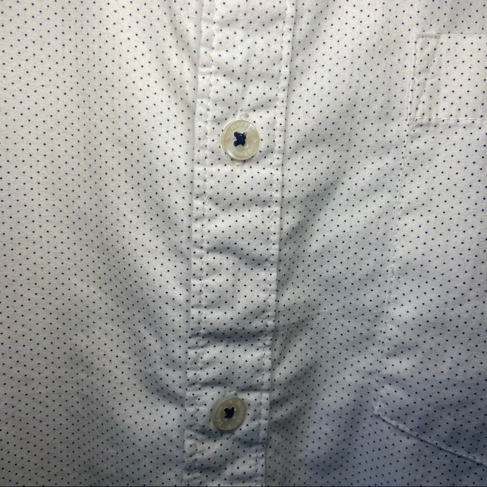 NWT White Patterned Button-down Sz XL - Picture 6 of 8